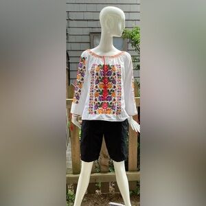 White cotton embroidered top small =med